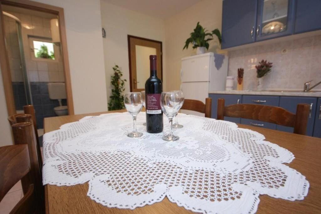 Apartments Zoki - Great Location Close To The Sea Vis Exterior foto